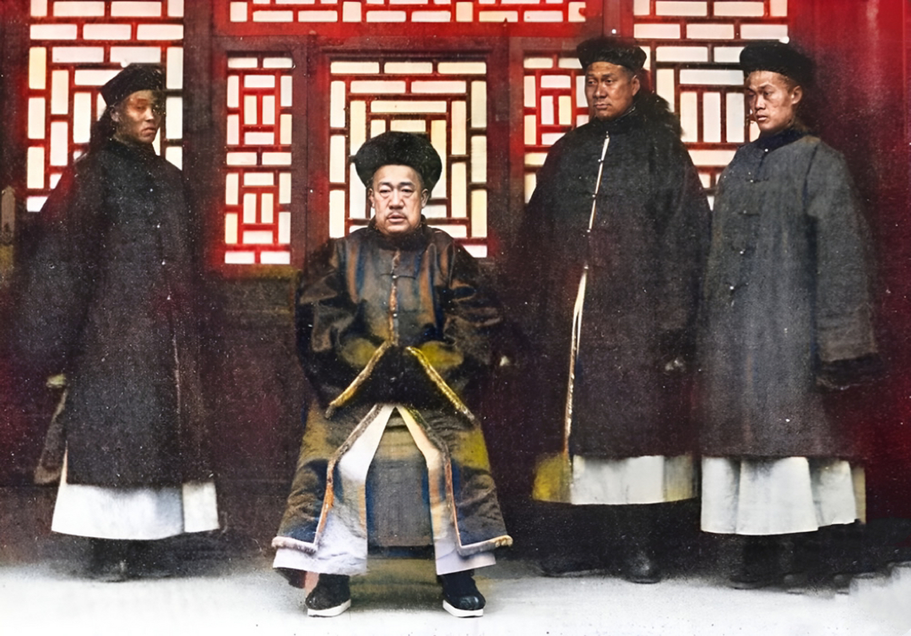 清末时期,清廷"八大铁帽子王"之一的肃亲王善耆的照片,他是第10代