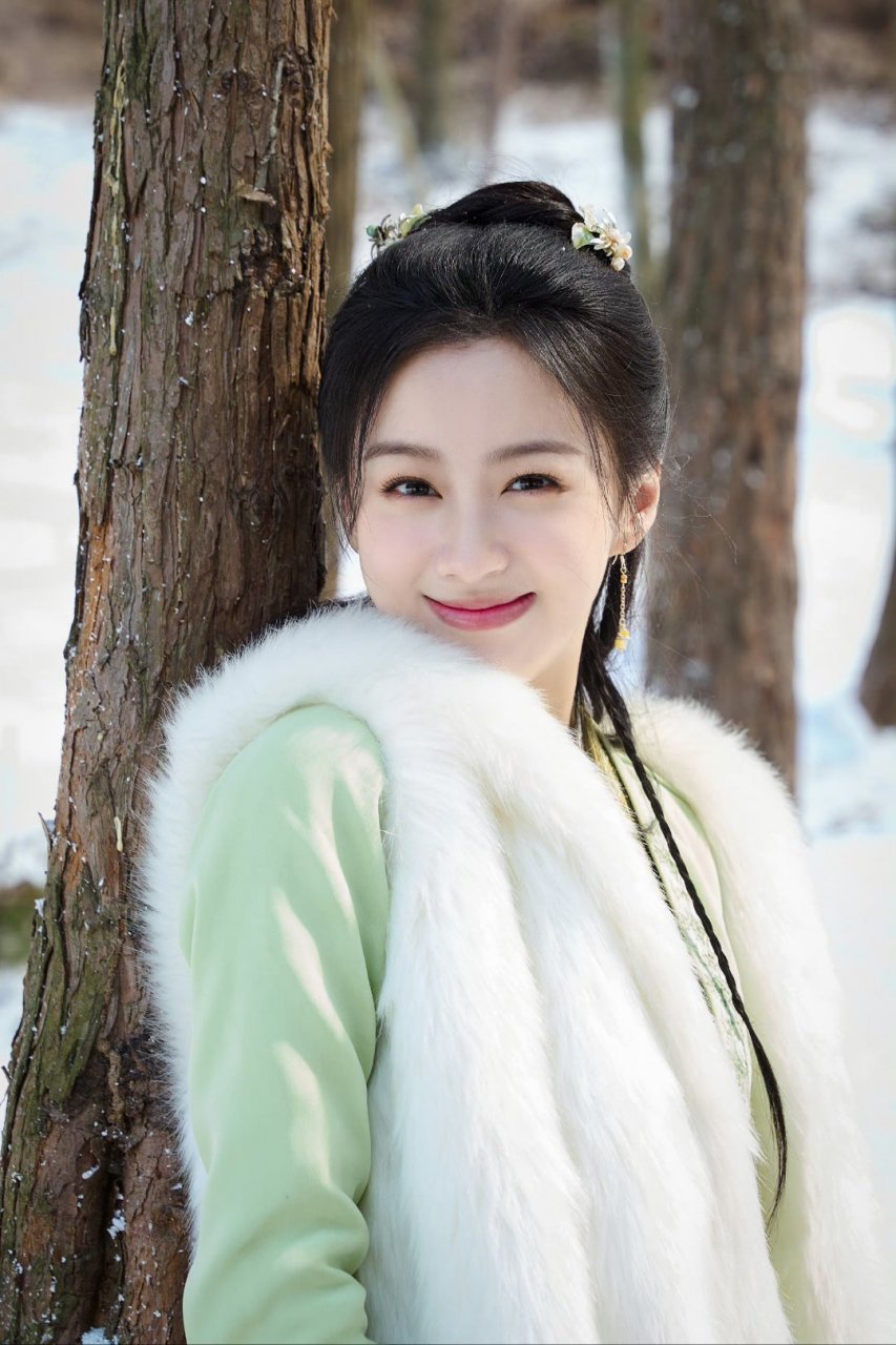 包上恩古装美照大赏,甜美脸蛋诱人至极