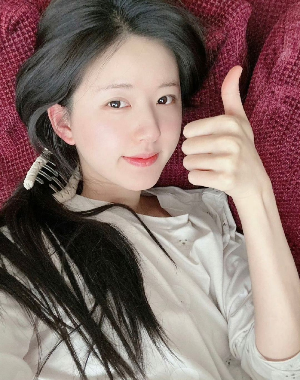 赵露思素颜