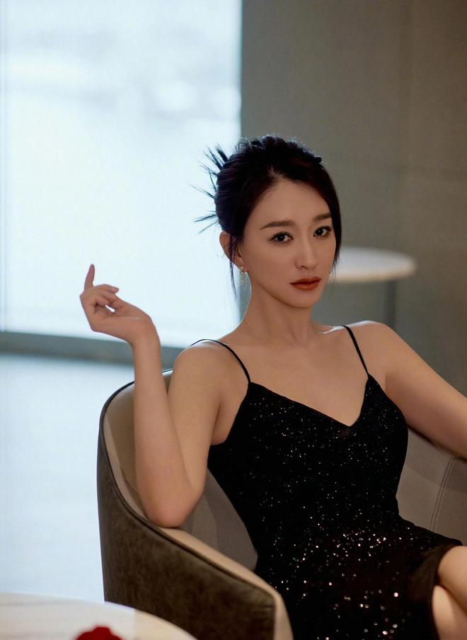 李小冉过界完整版西瓜