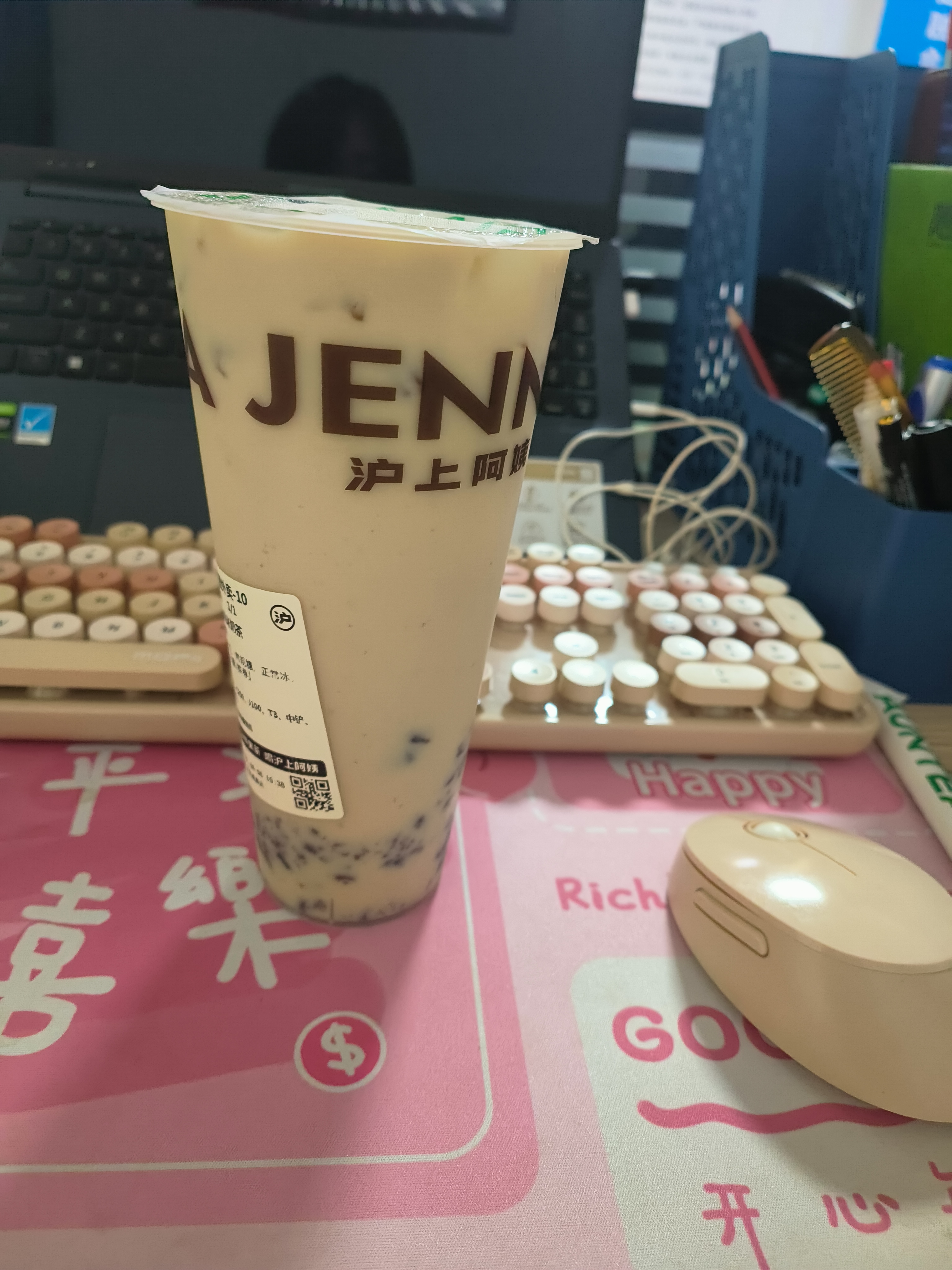 最近天天在各大招聘平台找工作发简历,回复的寥寥无几