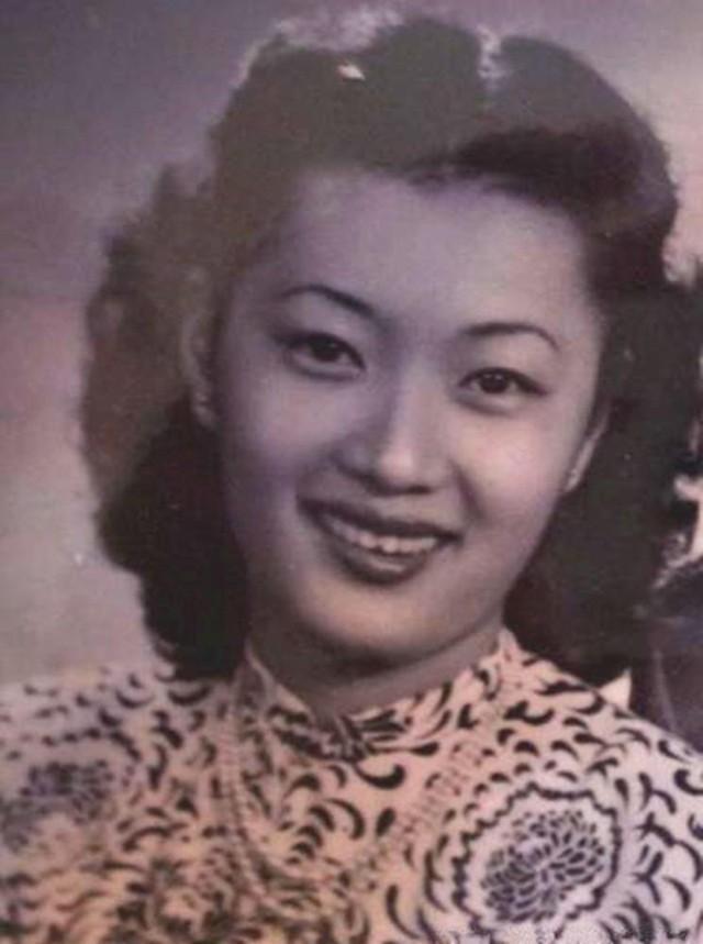 宋蔼龄的四个子女,长子嚣张次女跋扈个个难管难教,仅一人有后代