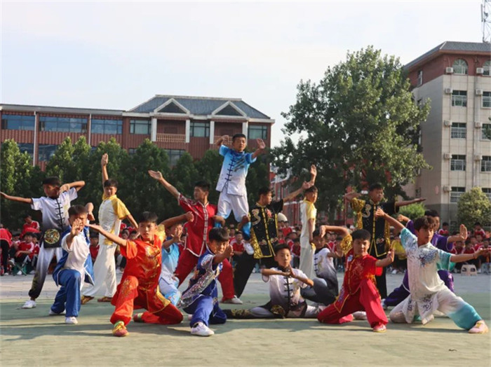 嵩山少林文武学校