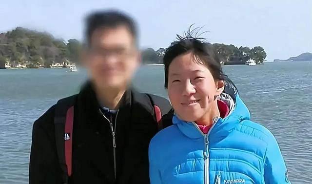 丈夫突然消失,女博士千里寻夫,见面后丈夫下跪:求你放我条生路