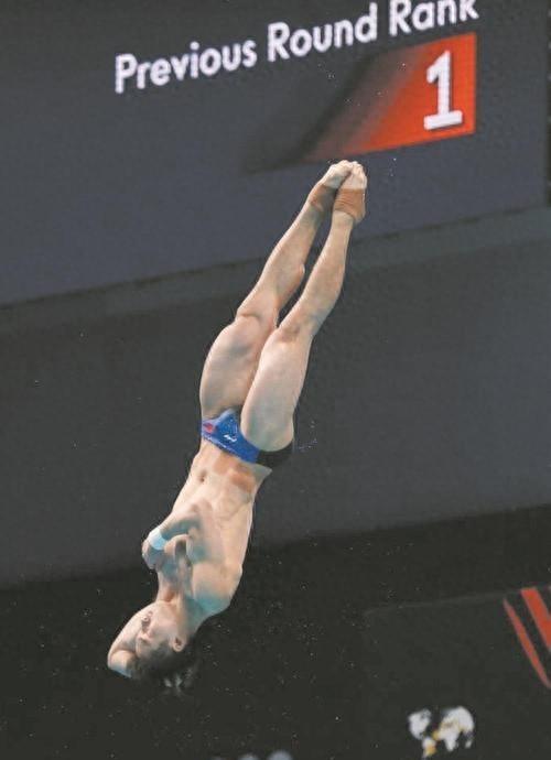 晚上21:00央视5套 直播跳水男子10米台决赛 曹缘,杨昊夺金时刻