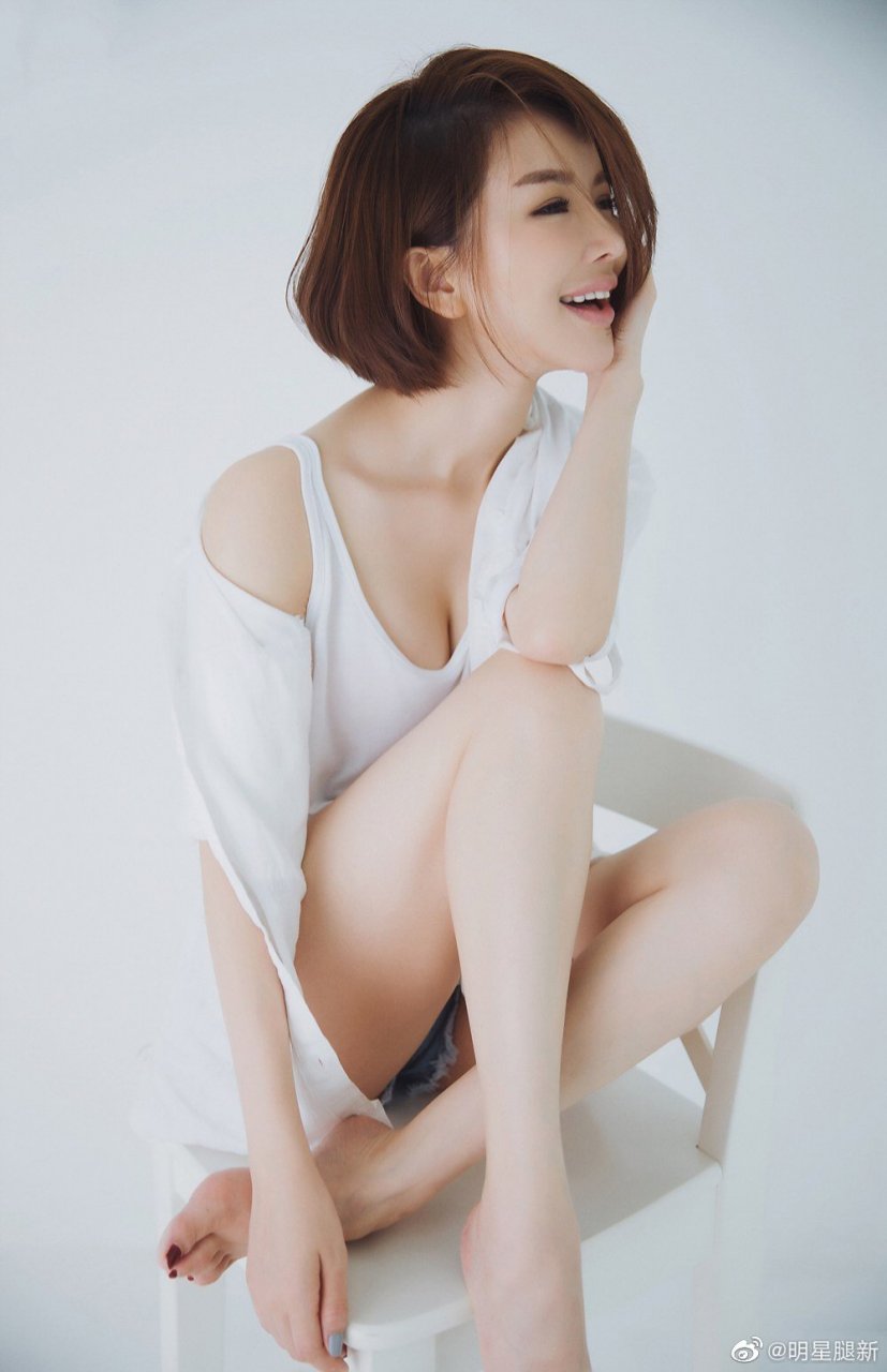 班嘉佳短发造型写真