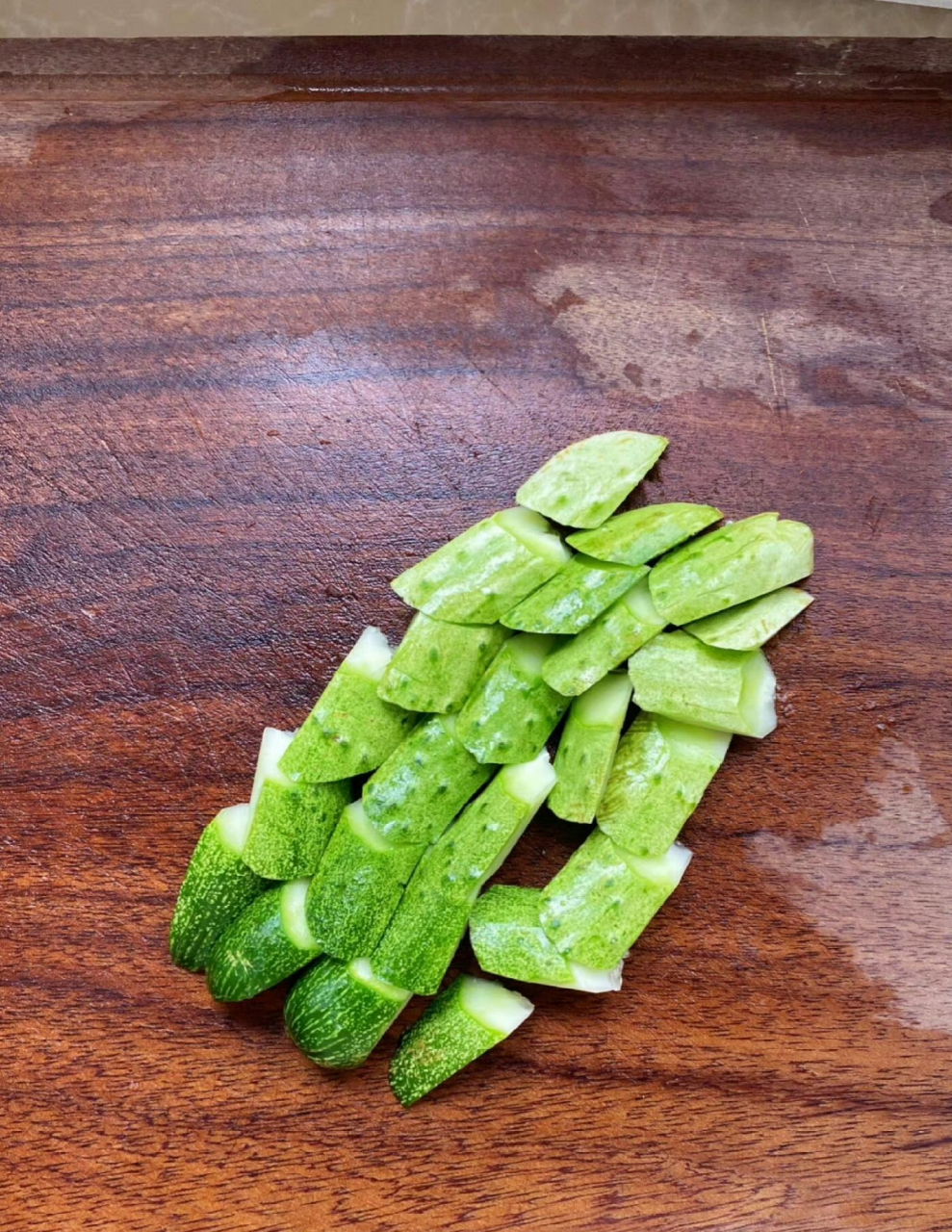 奥运百家评# 就这个蒜泥拌黄瓜比肉都好吃!