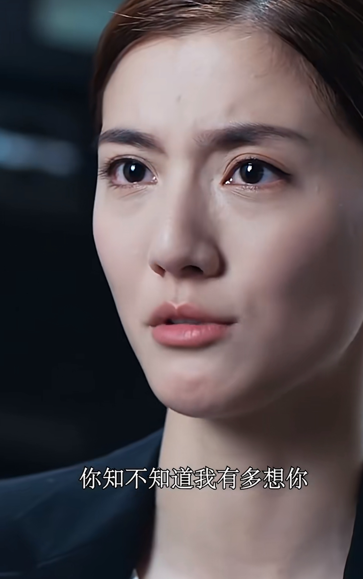 难怪有人说吴千语不适合大荧幕,她的脸有局限性,不像有些电影明星随便