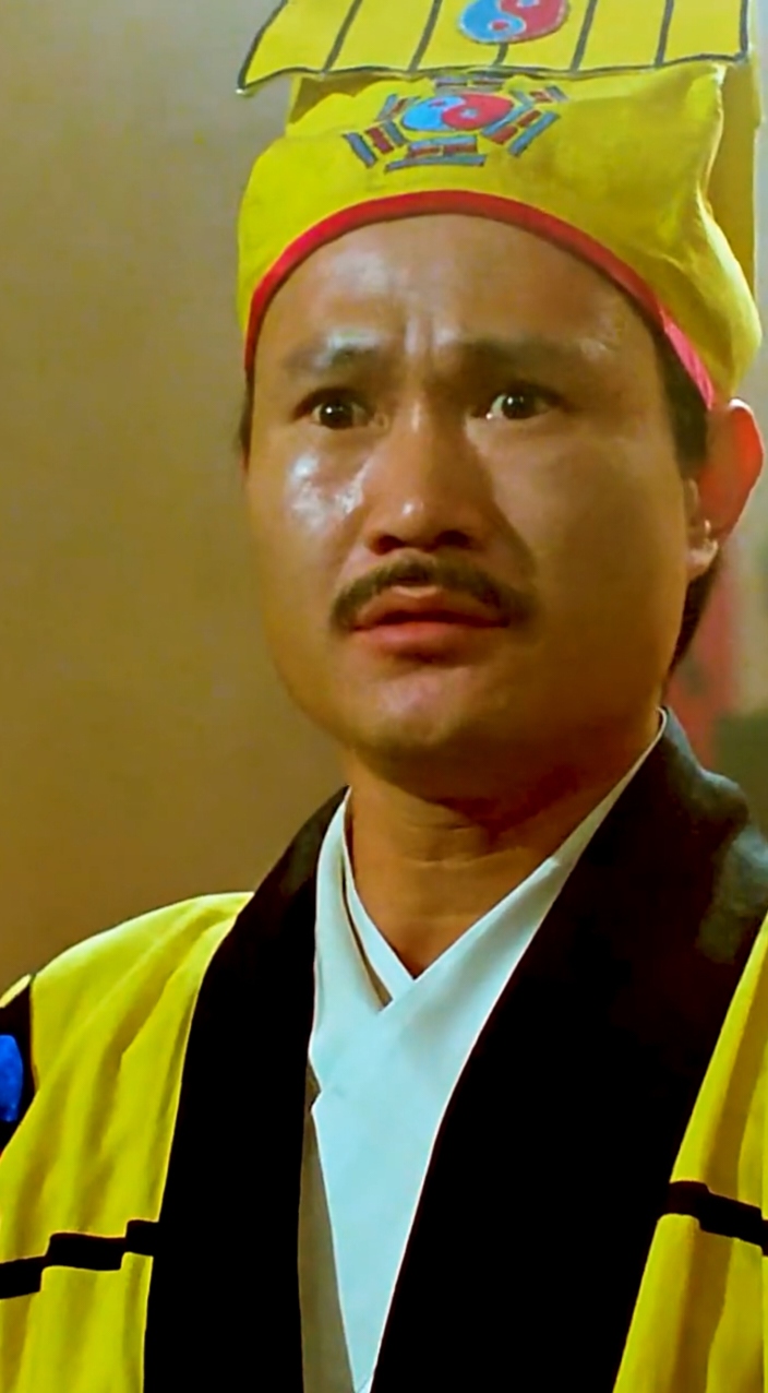 苑琼丹当场发誓:"我这辈子都不会嫁人