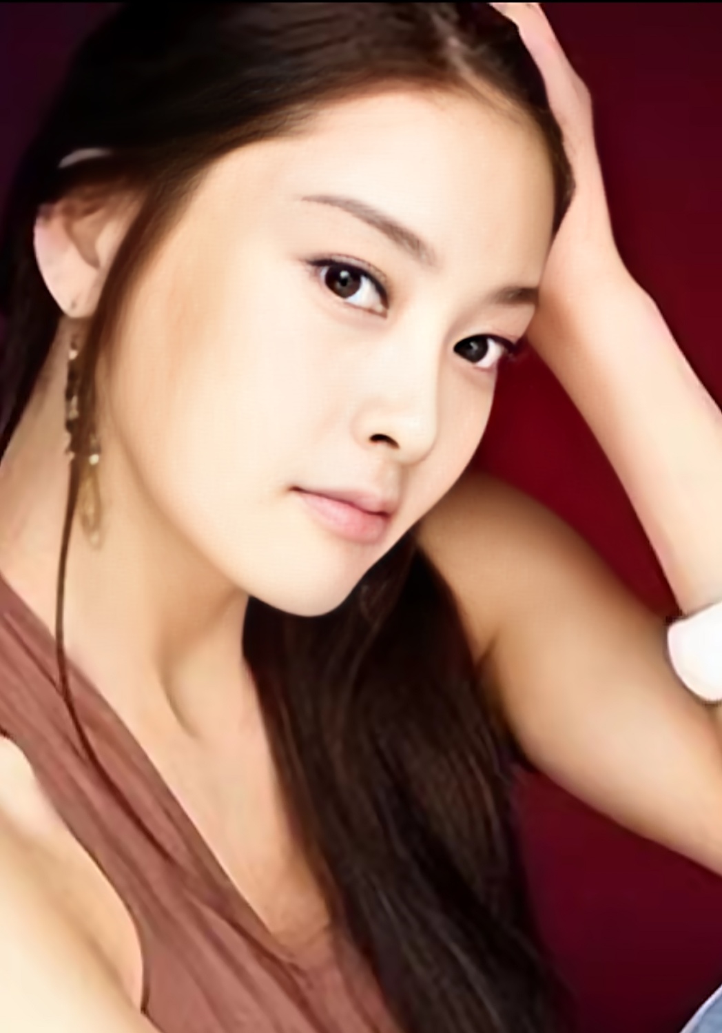 乐天社长恐难脱罪   韩国女星张紫妍在2009年自缢身亡的事件,近年来