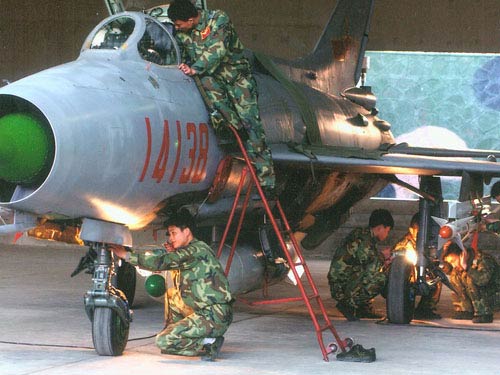 索马里买了中国歼6但不给钱?中国曾七次追债,结果怎么样了?