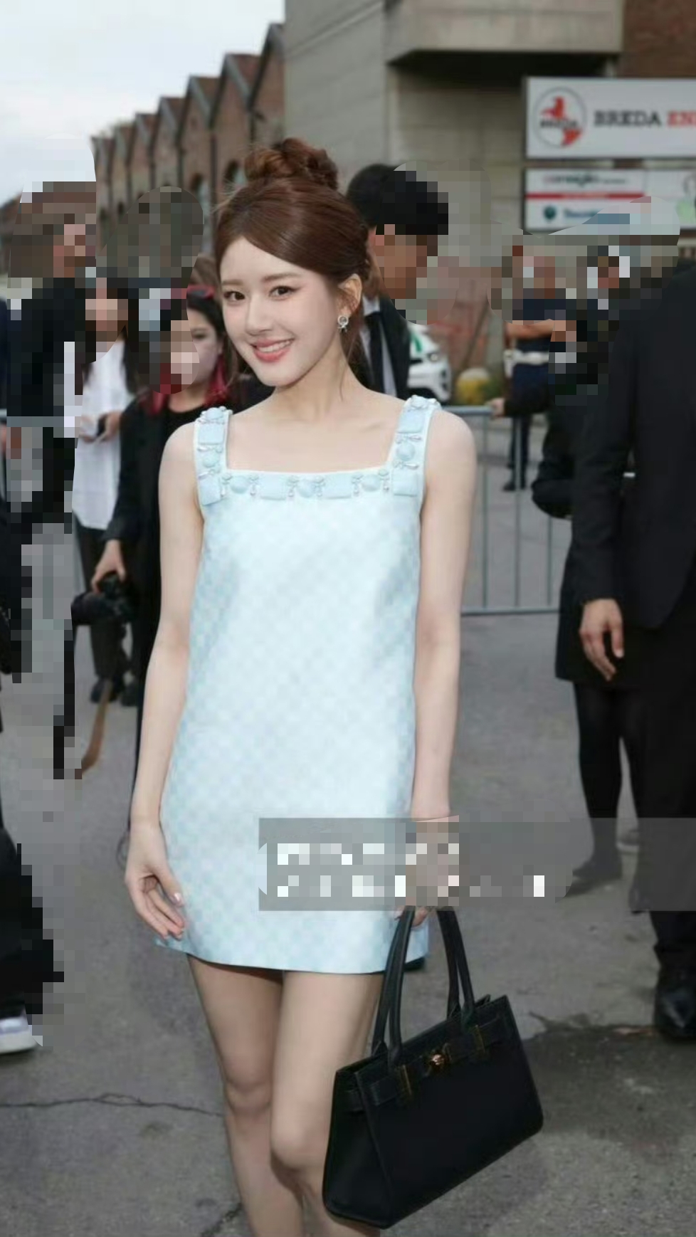 95顶流花赵露思未修图