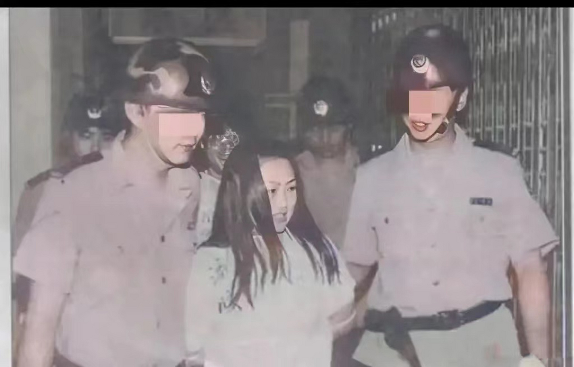 2018年,广西桂林,女毒贩潘鑫即将被执行死刑的照片,镜头里的她长发