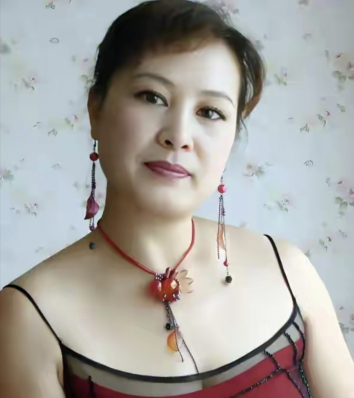 我姐都四十多了还是单身,独自一人在北京工作,今年我去她那里住了一段