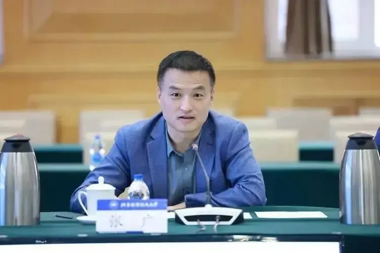 黑龙江伊春六大名人图片