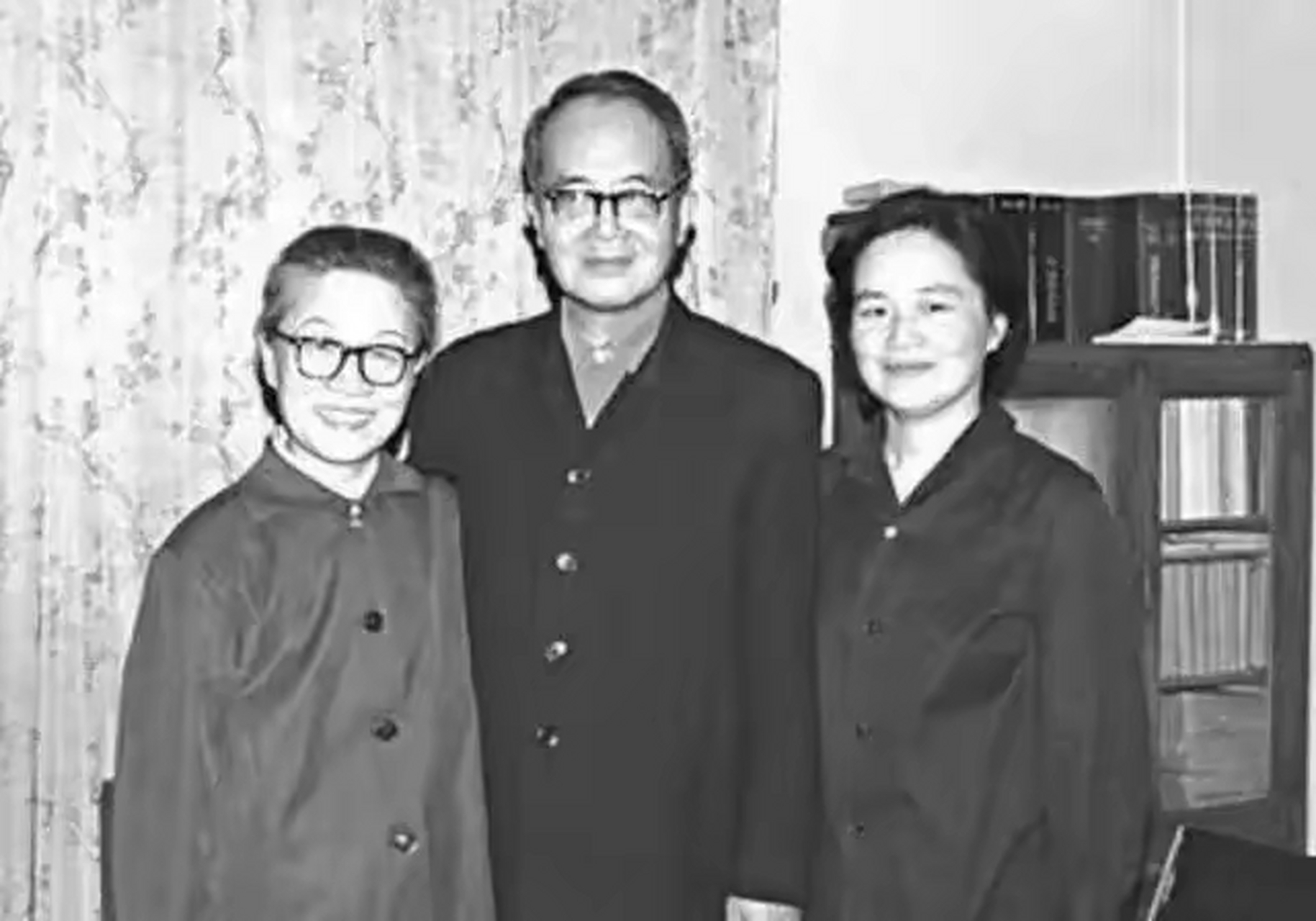 钱钟书夫妇与女儿,幸福的一家三口,可惜女儿钱媛走在了父母前面,令人