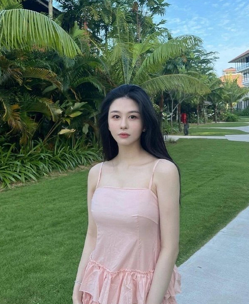 邱淑贞女儿沈月