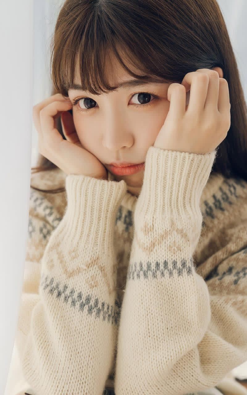 日系文艺少女,楚楚可人