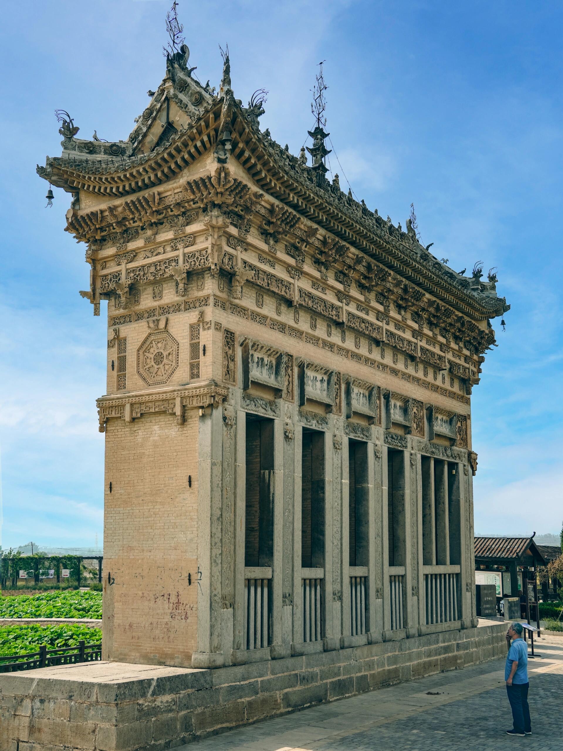 乔寺碑楼,这座被誉为"中国第一旌表建筑"的古老碑楼,确实令人叹为观止