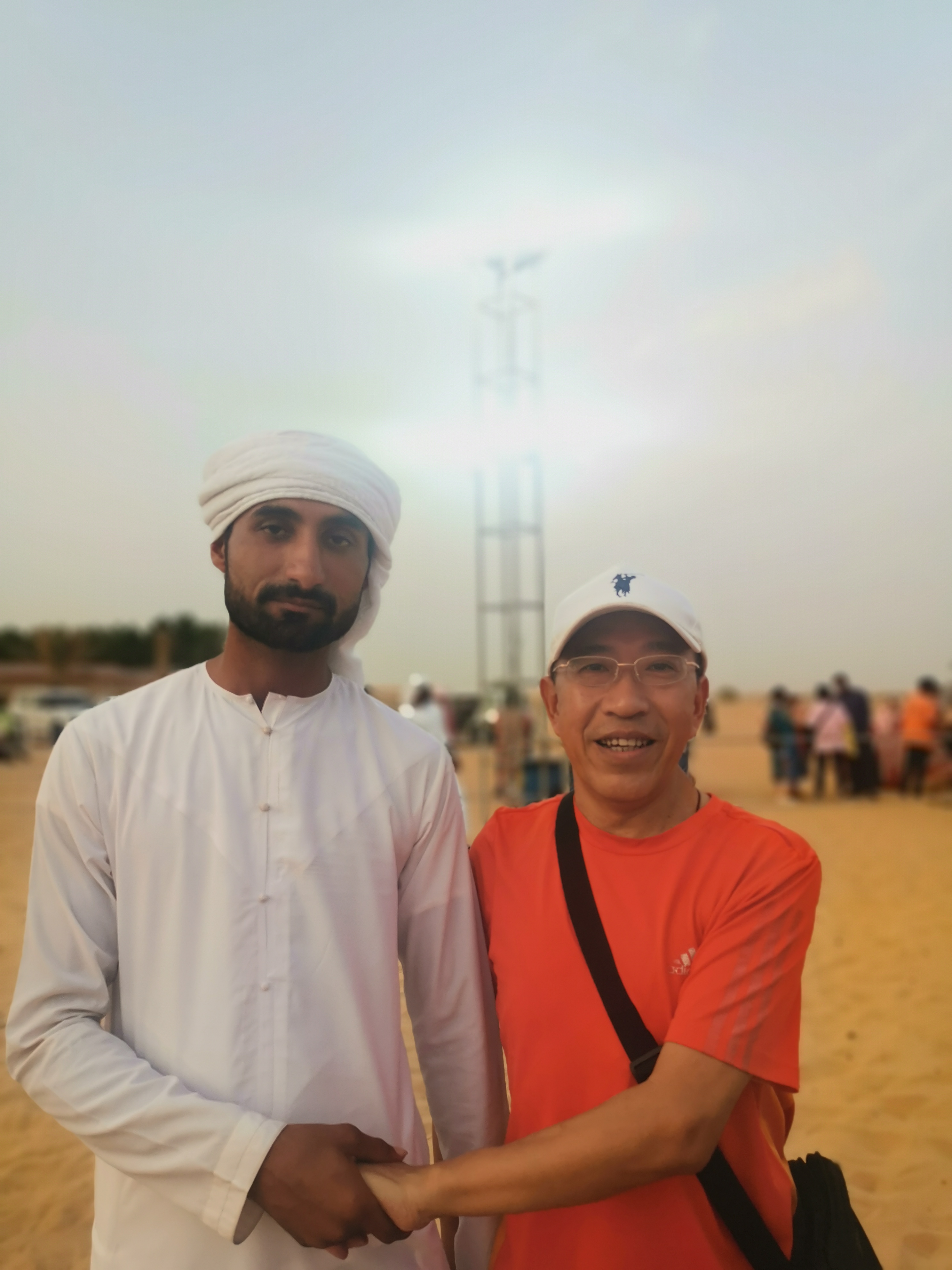 动态连更挑战#国内有朋友说 :男富人们都想往阿联酋跑