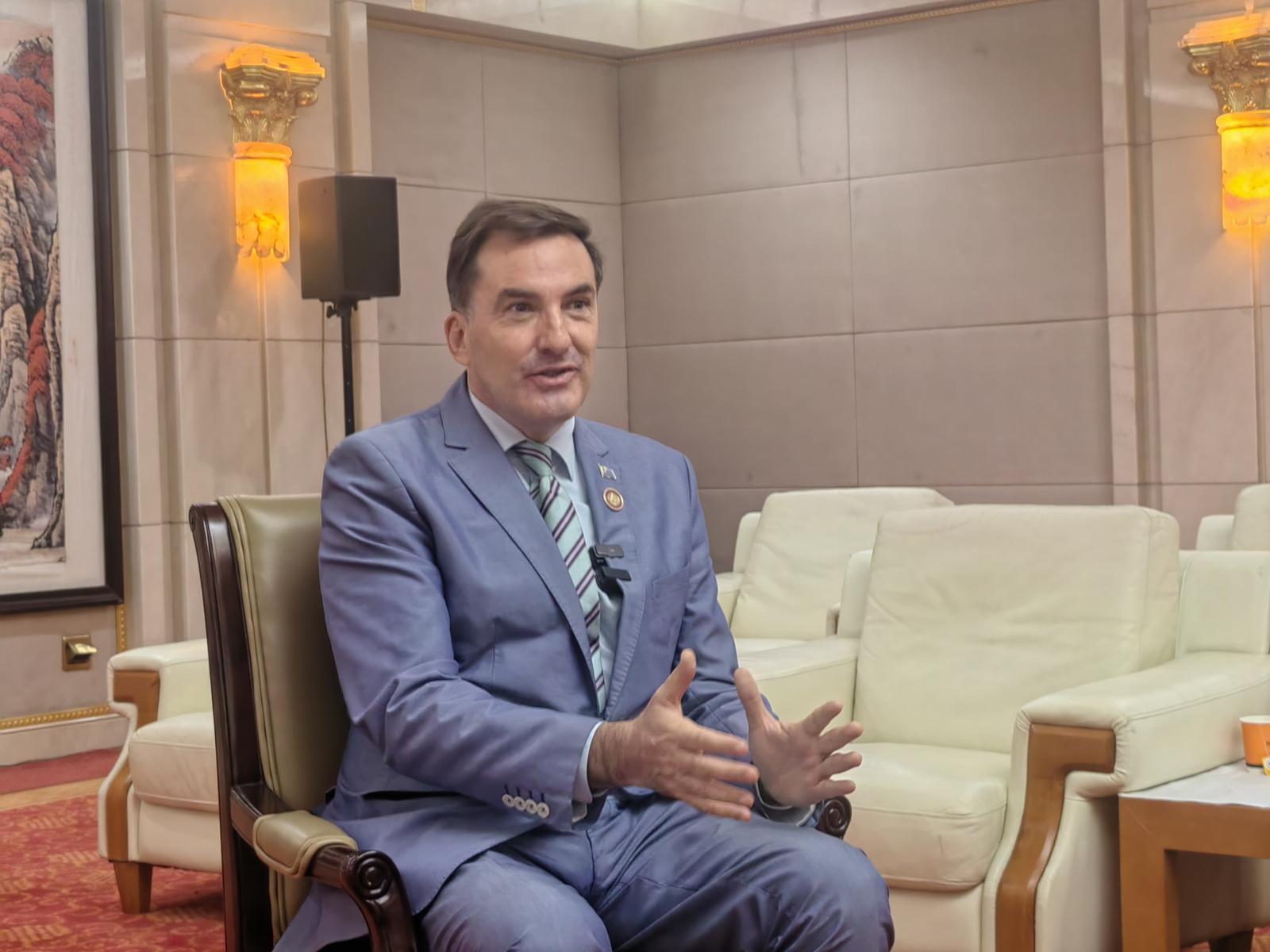 专访乌拉圭驻华大使:不止是葡萄酒,愿在更多领域"牵手"宁夏!