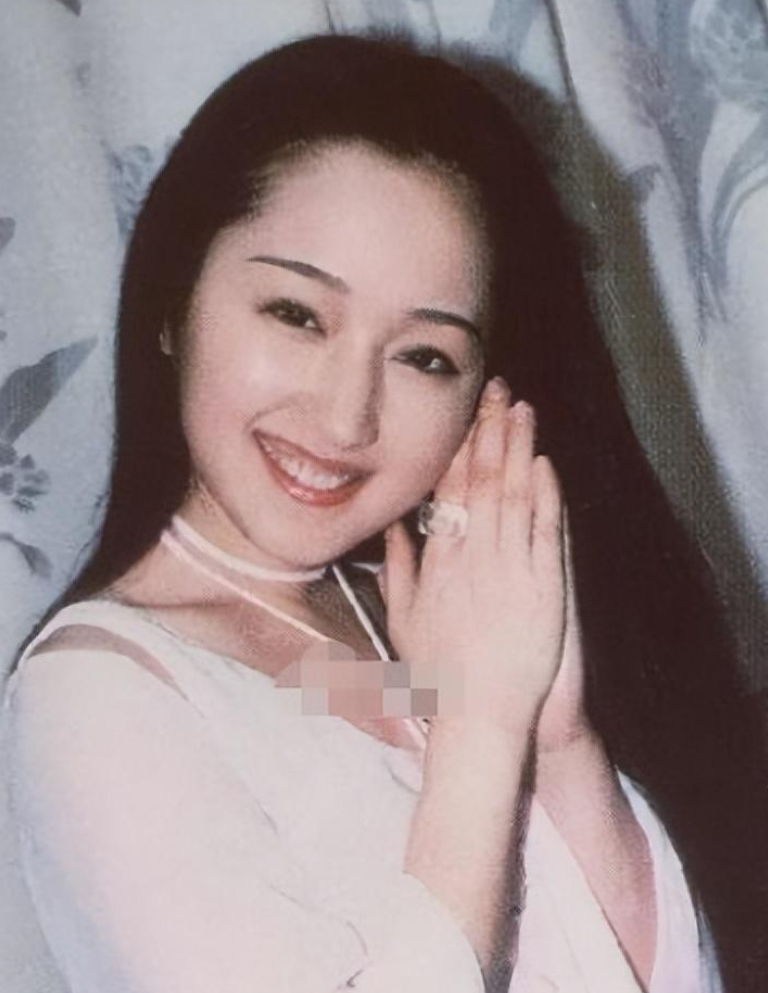 回顾:分手26年赖文峰出狱后在老家结婚,杨钰莹至今却未婚未育!