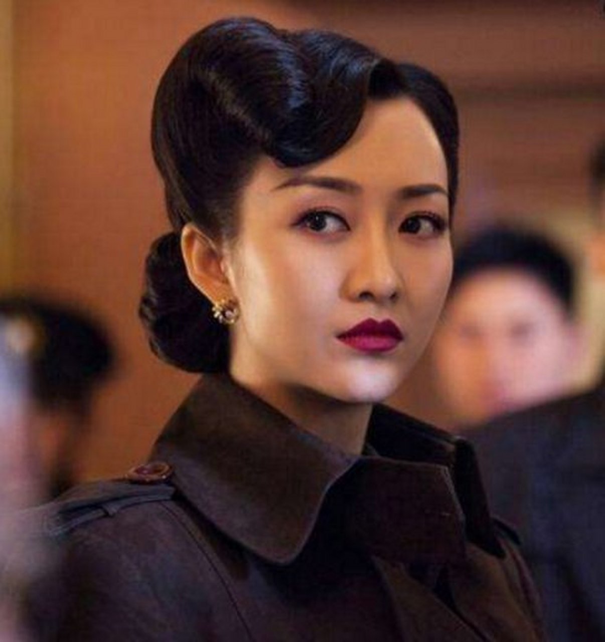 王鸥"汪曼春"又火了一把,她演出了女特工蛇蝎美人的精干狠辣,颜值