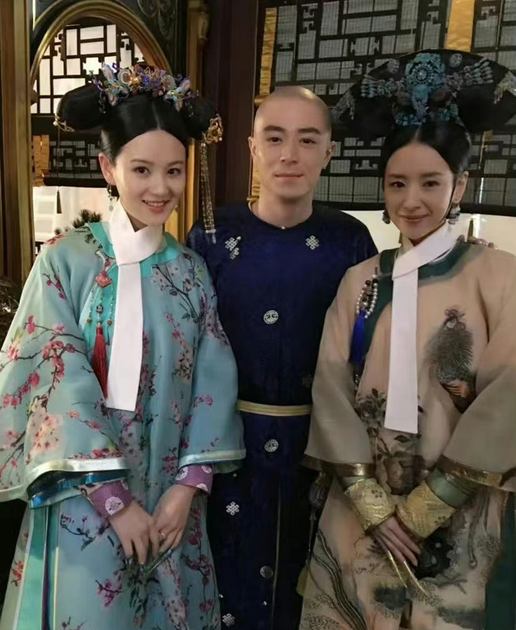 如懿传演员们合影留念