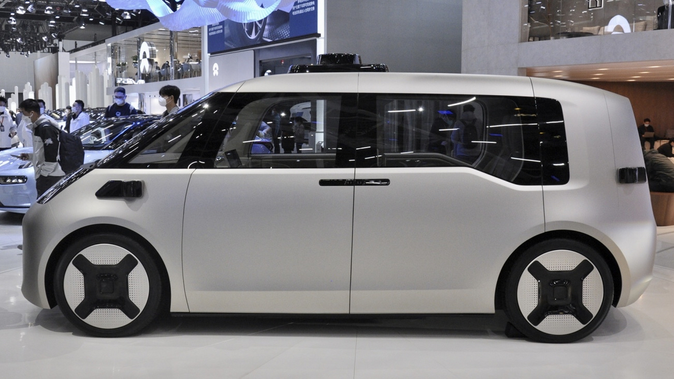 国产时尚车型的领导者,极氪新出的极具时代感的小面包车,有没有喜欢的