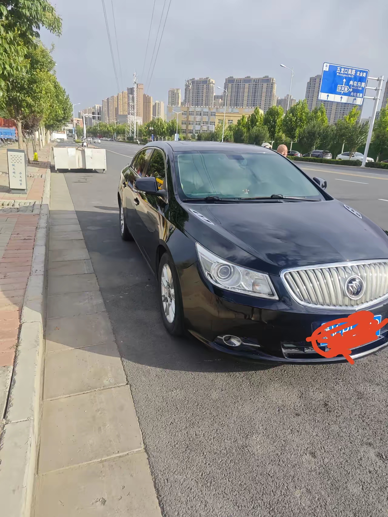 别克旧版轿车型