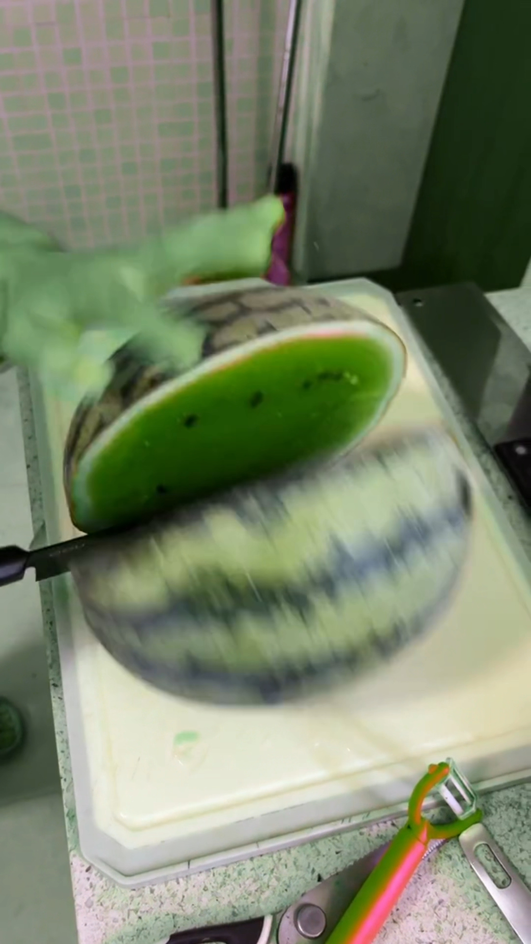 你们要的"绿瓤西瓜"来啦,这瓜可十分滴珍贵!