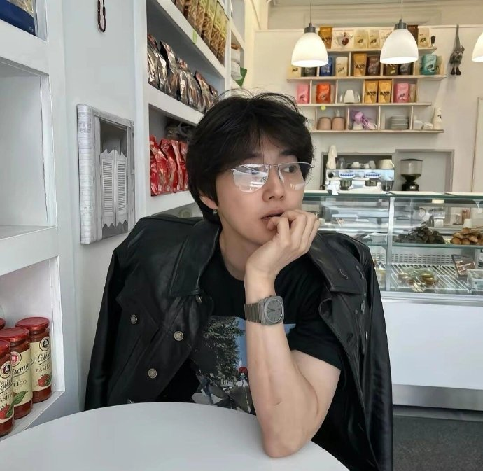 exo金俊勉的一些男友照合集!