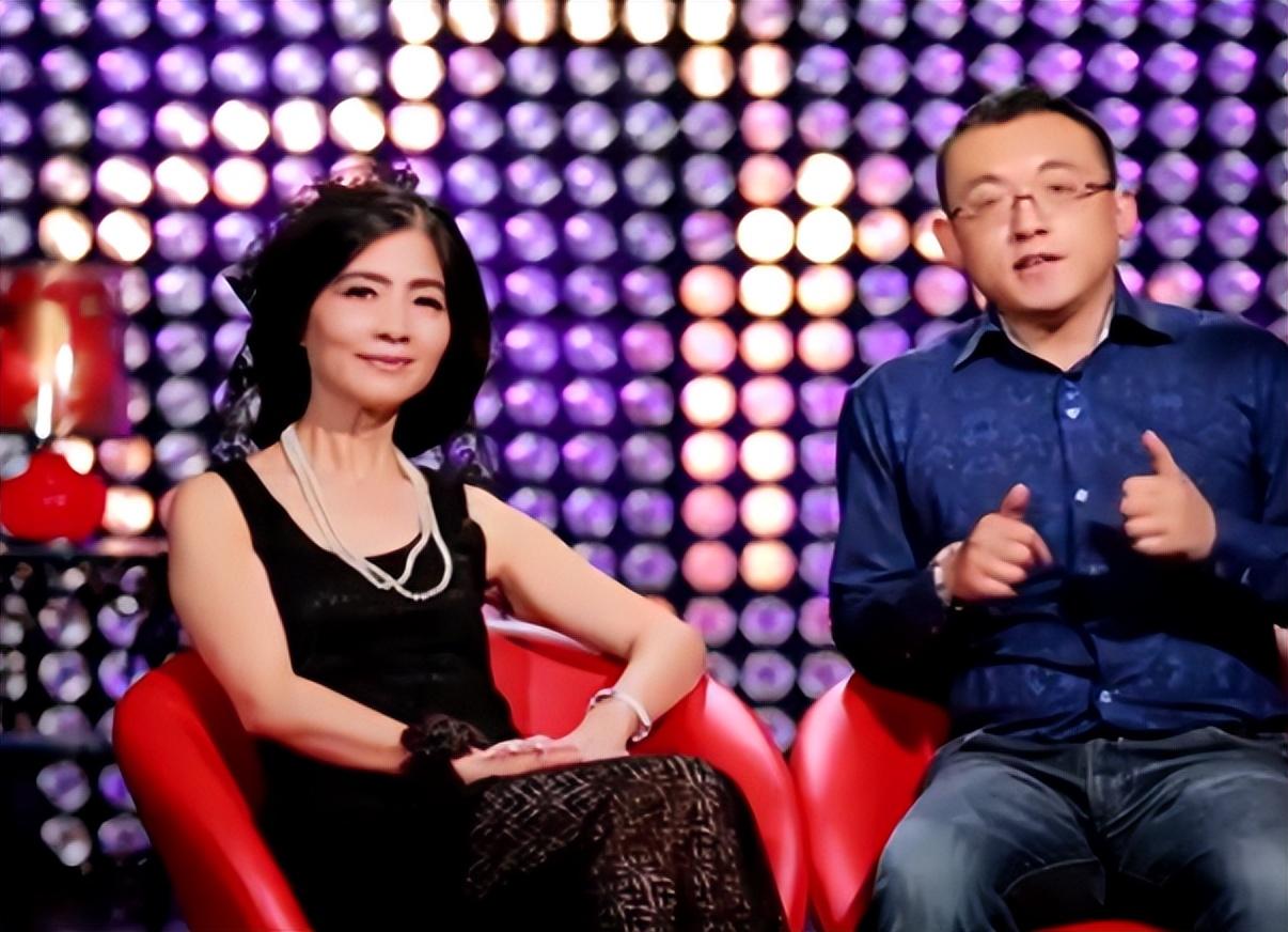 2013年《非诚勿扰》,34岁小伙牵手51岁单亲妈妈,11年后爆出真相