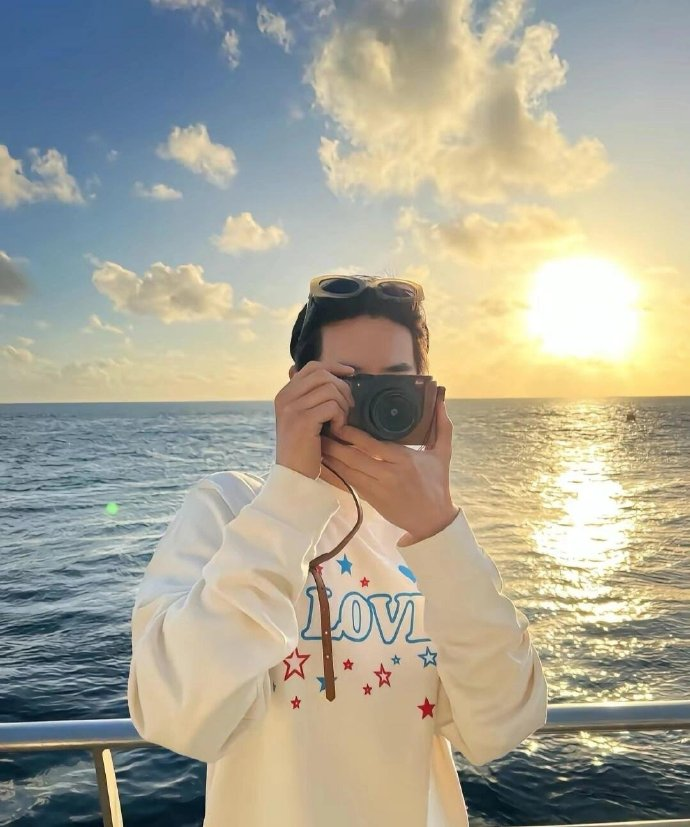 exo金俊勉的一些男友照合集!