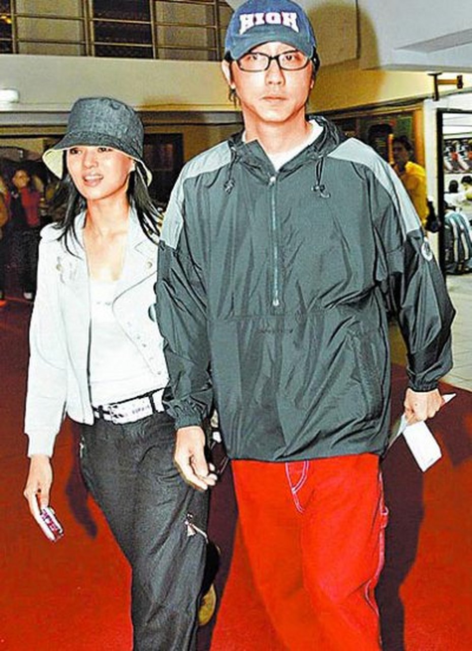 伊能静与庾澄庆年轻时无论是颜值,才华都很相配,算是金童玉女,佳偶