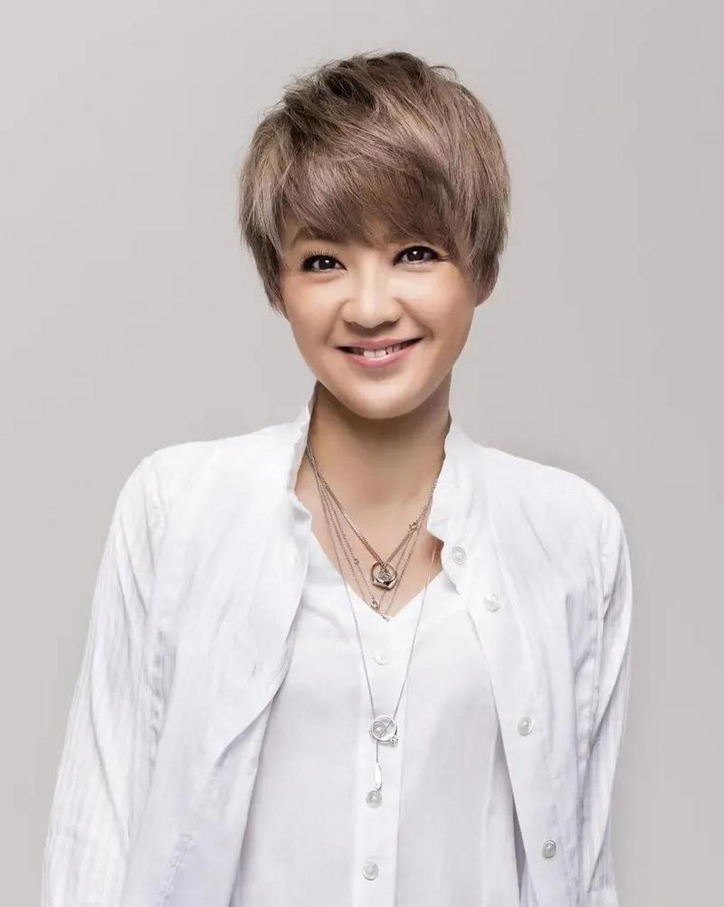 陈慧娴作为华语乐坛的经典歌手,拥有许多好听的经典歌曲,但却在某种