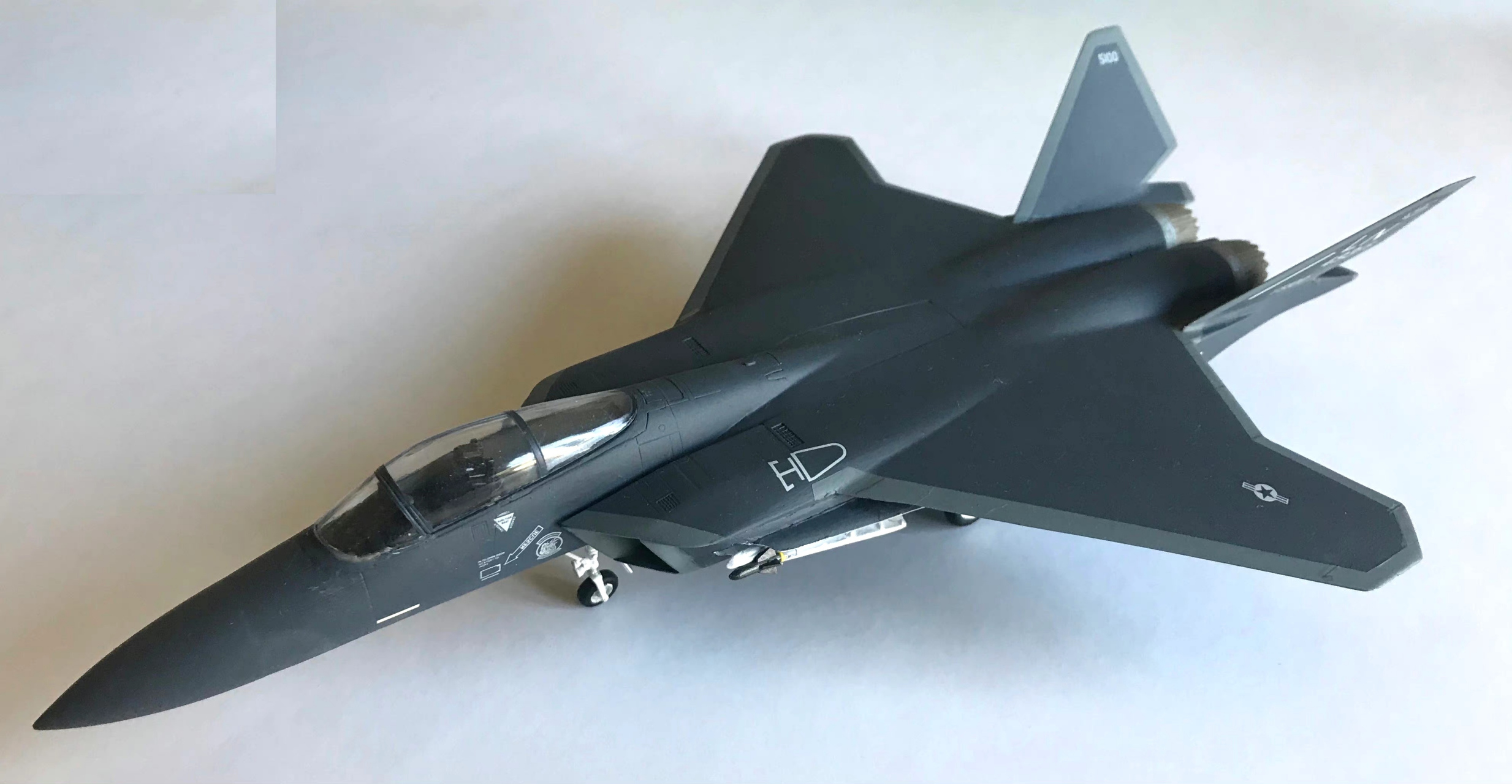 军模欣赏:模型师graham warwick制作的f-15xs战斗机模型,采用了隐身化