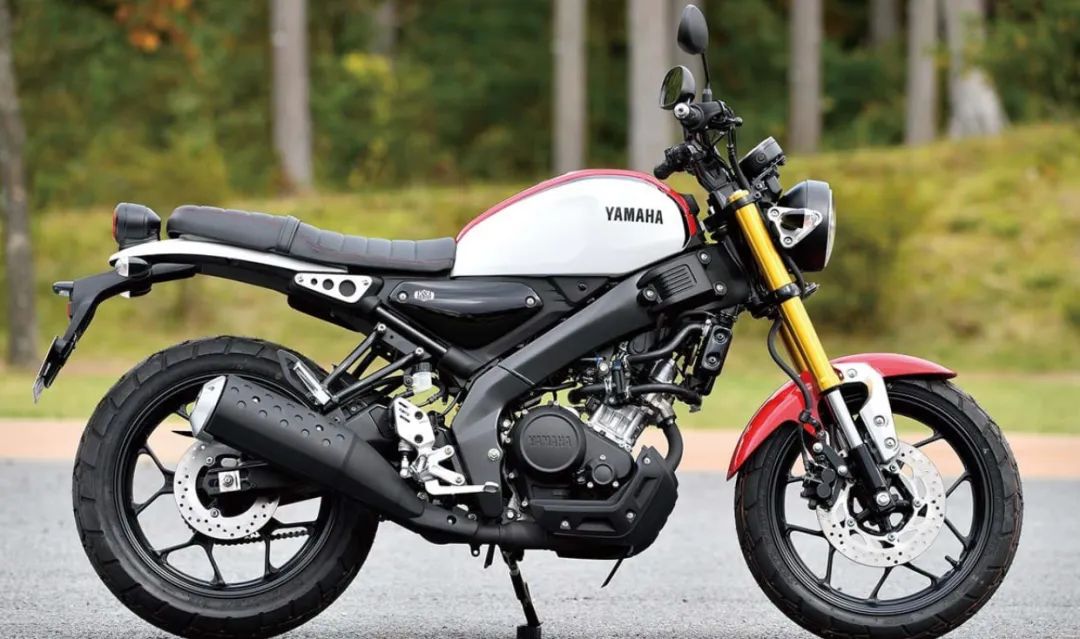 复刻雅马哈xsr155,飞鹰xf150r发布,售价11800元