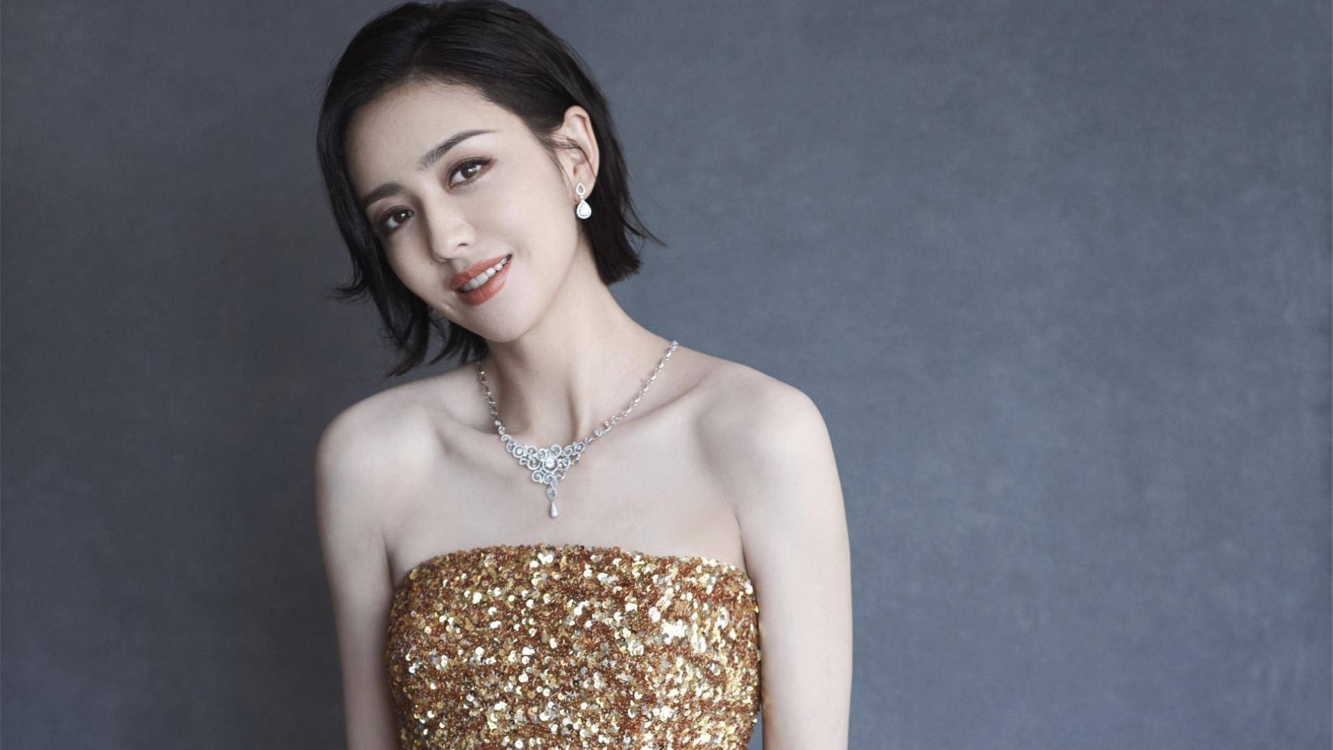 毕竟他们已经离婚了   一晃,陈思诚和佟丽娅离婚也有三年时间了,不过