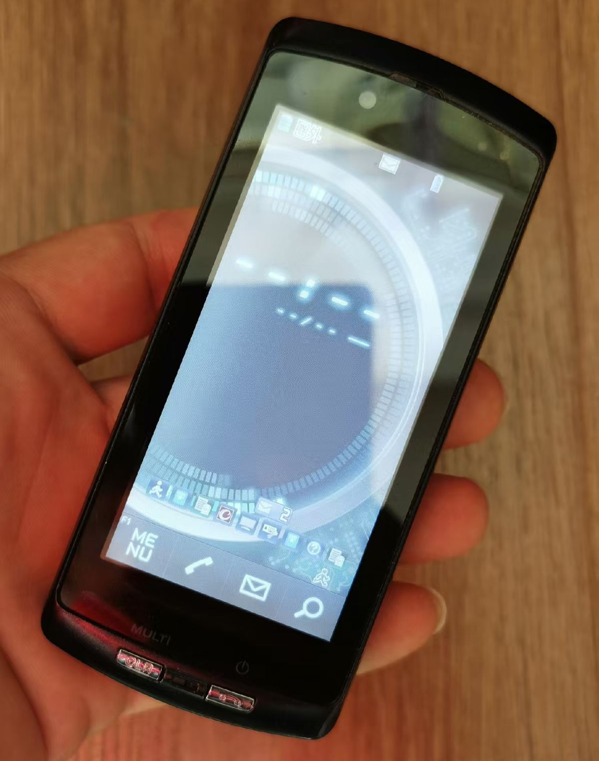 罕见的洋垃圾手机,自带键盘模块,吸引1.1万人围观