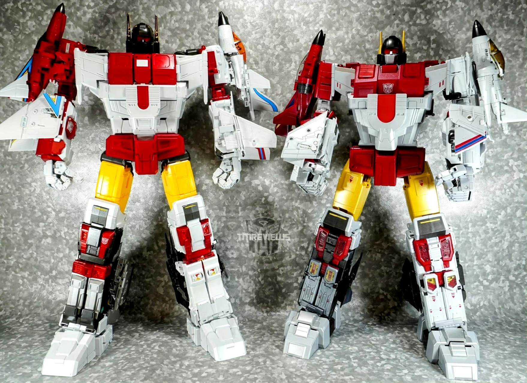 模型欣赏:变形金刚 fanstoys ft和 zeta 大无畏对比图,by  nick the