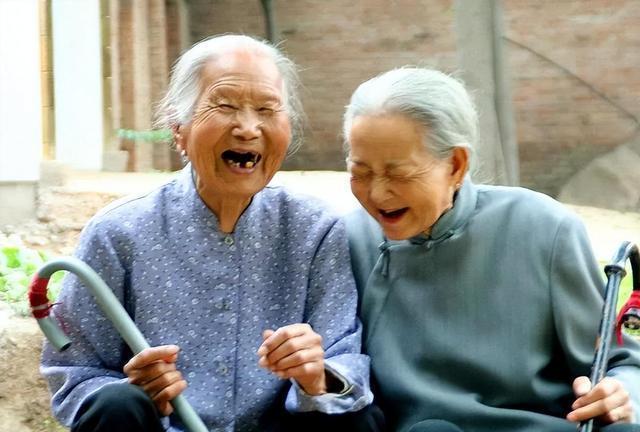 长寿通常是"富养"出来的:到了60岁,切记"4不要",安度晚年