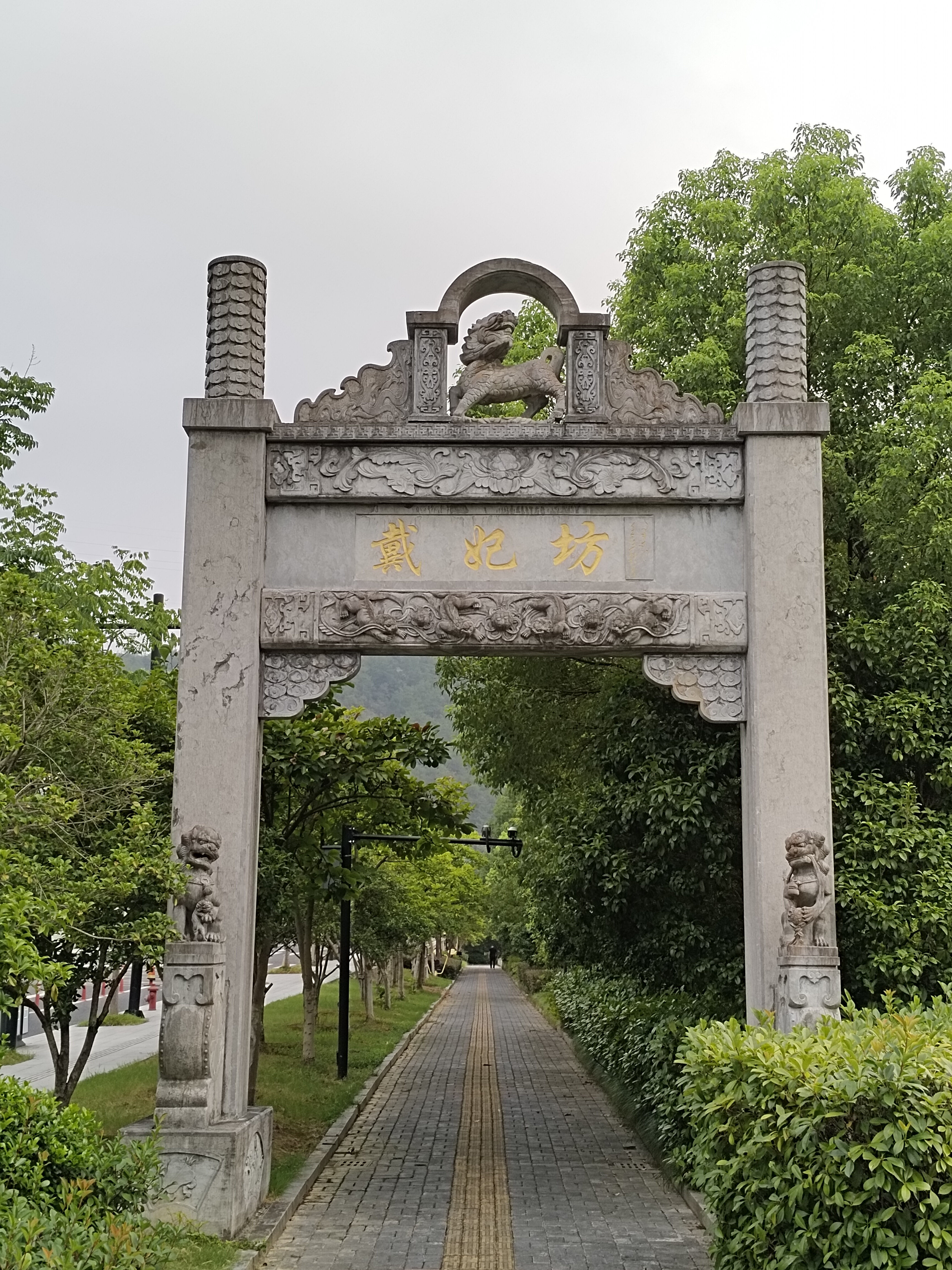 真正成熟的人,不会沉溺于自己的情绪,也不会囿于狭隘的认知