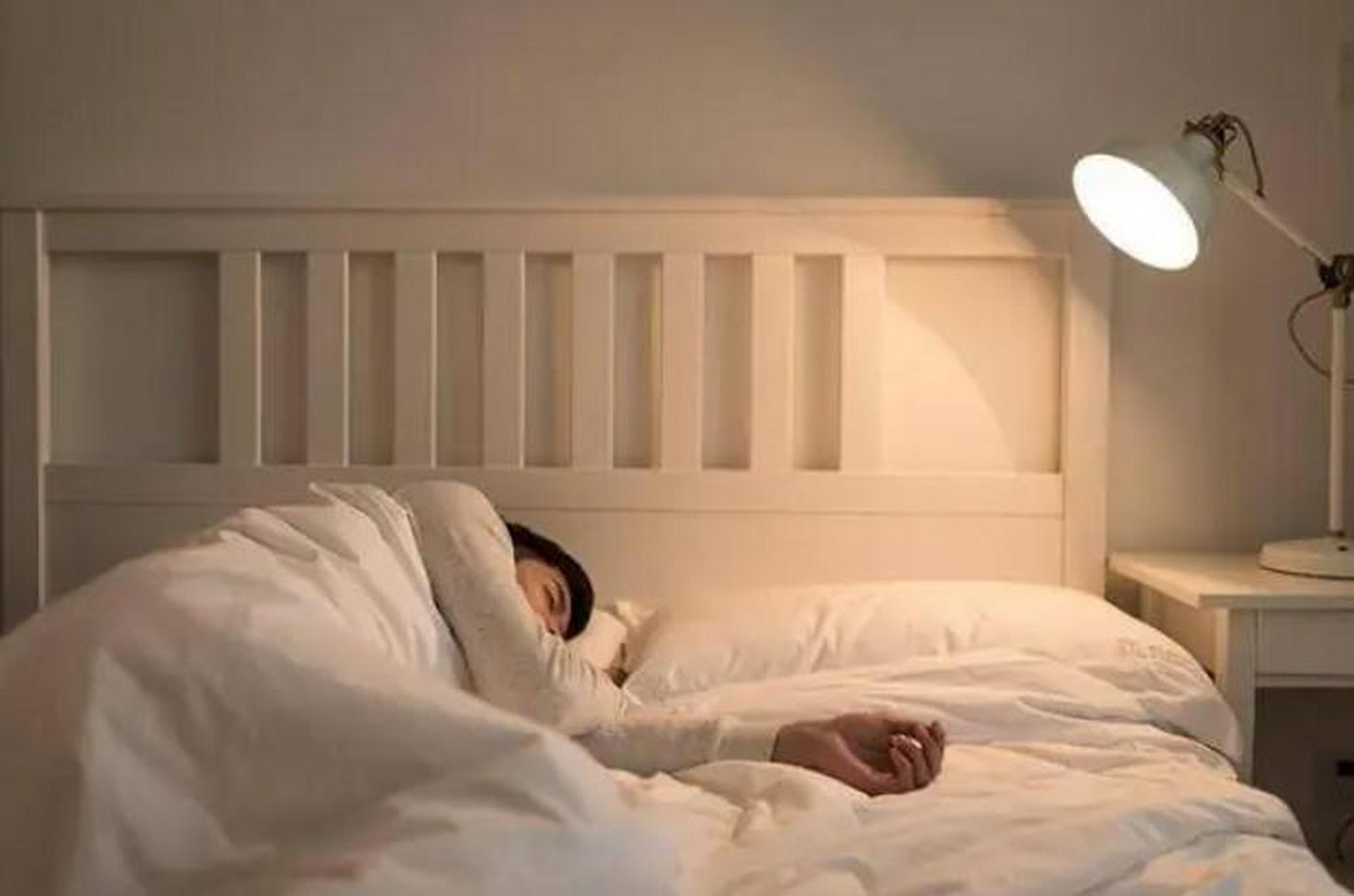 所以保证优质充足的睡眠,才有利于个人的健康