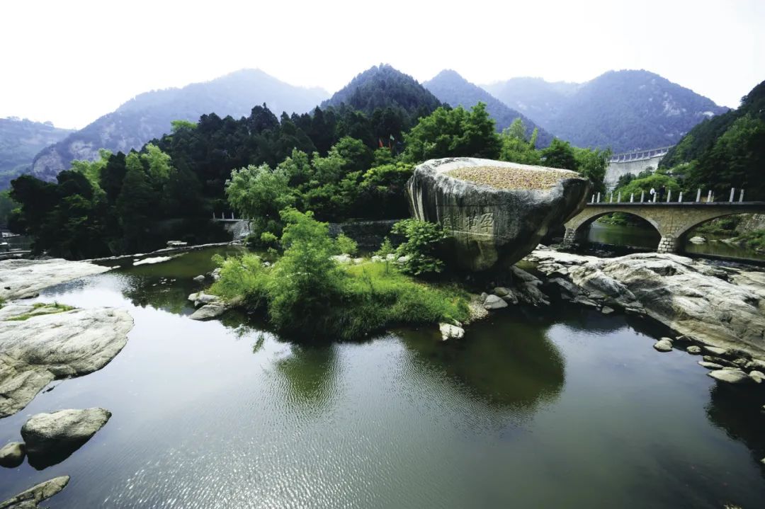 至8月31日凭5日内火车票打卡宝鸡市周边部分景区可享受最低5折优惠凭