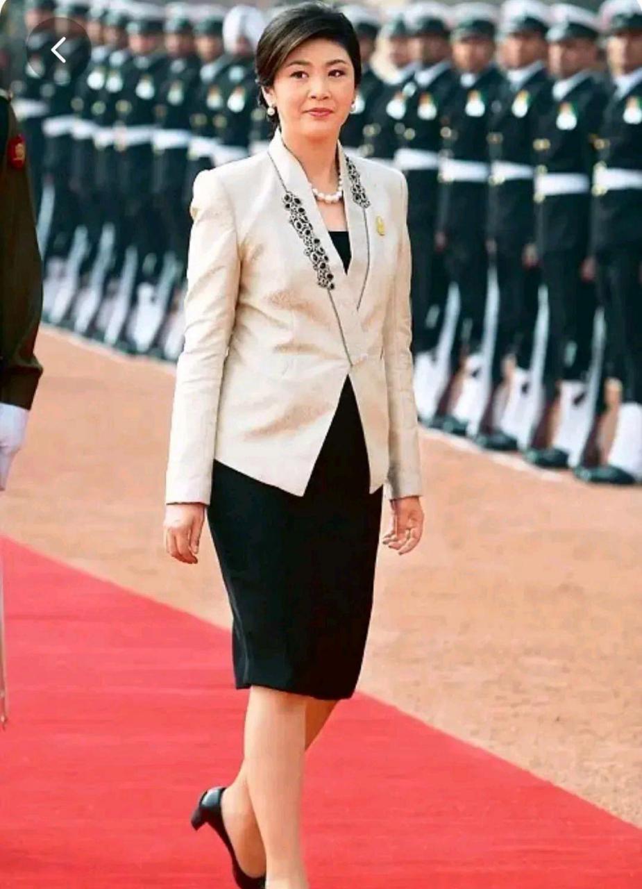 最美政治家,泰国首位女性总理英拉  英拉·西那瓦,泰国历史上的首位
