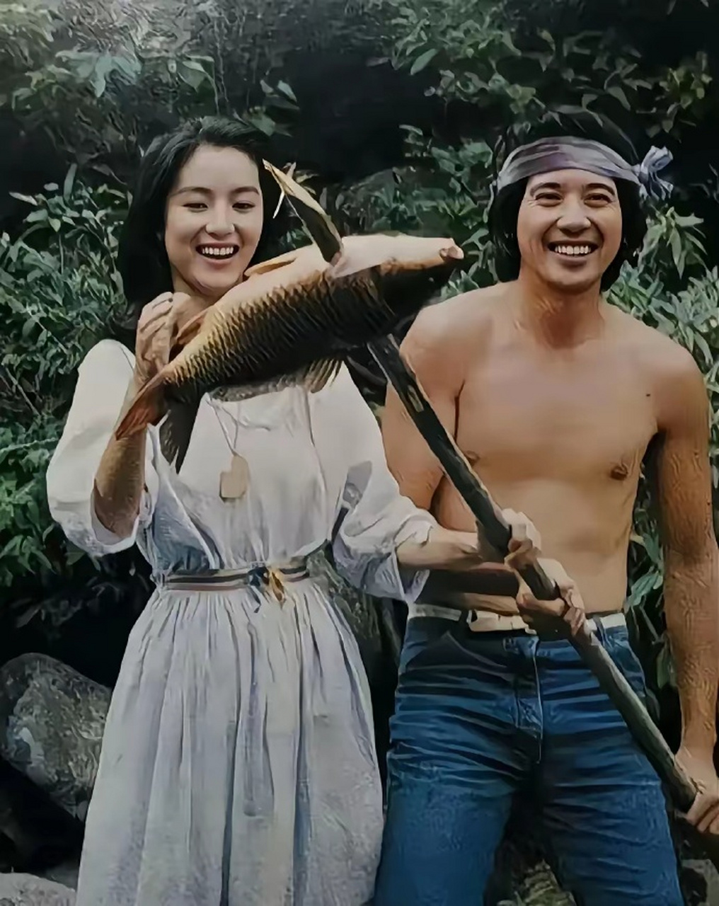 秦汉在今天可能不会太红,相貌平平,身高也不突出