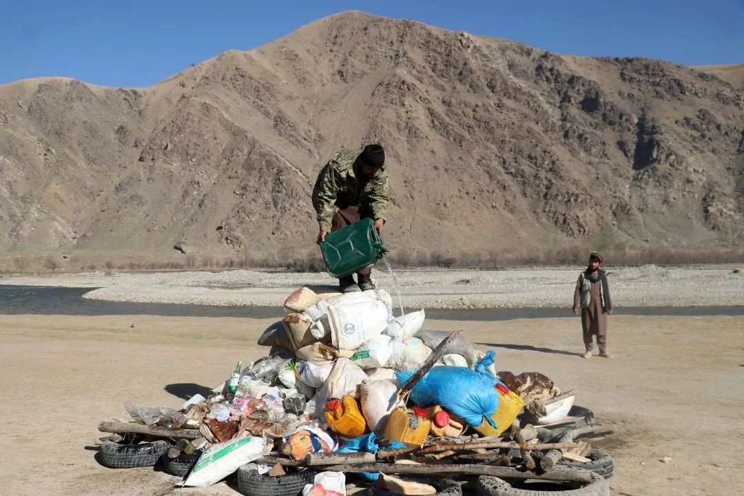 "禁毒"两年有余,阿富汗鸦片卷土重来?