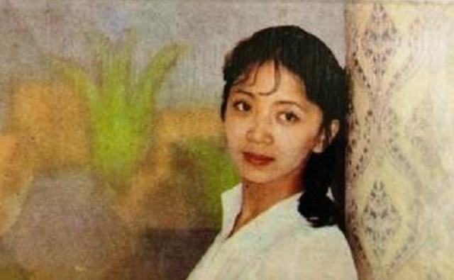 歌唱家李默:暗恋周润发,怀孕后遭家暴离婚,买房被好友骗上千万