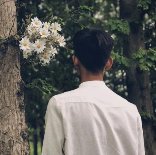 富二代同学夺走我的助学金,企图羞辱我,懦弱的我终于决定反击